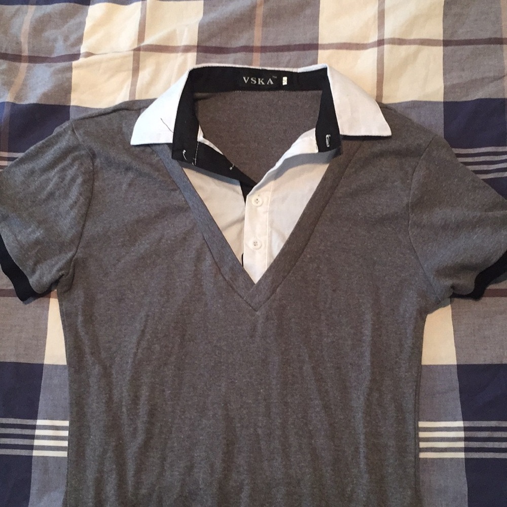 Short-sleeve polo-style shirt